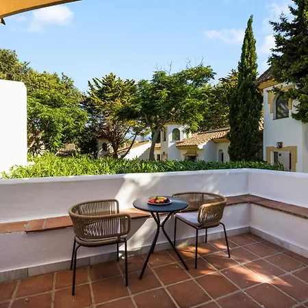 מלון Inmood San Roque 4*